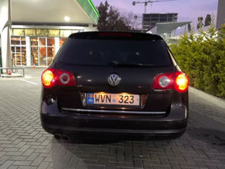 Volkswagen Passat foto 2