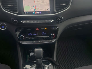 Hyundai ioniq foto 10