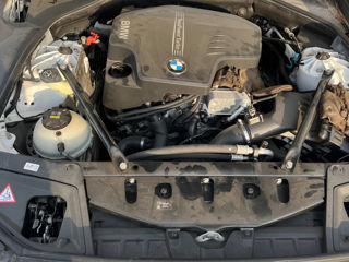 BMW 5 Series foto 9