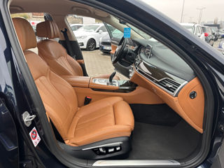 BMW 7 Series foto 17