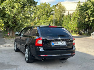 Skoda Octavia foto 4