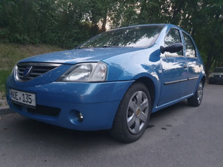 Dacia Logan foto 2