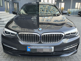 BMW 5 Series foto 1