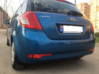 KIA Ceed foto 2