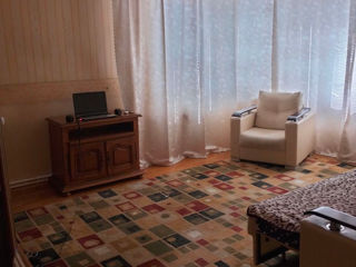 Apartament cu 2 camere, 60 m², Telecentru, Chișinău foto 3