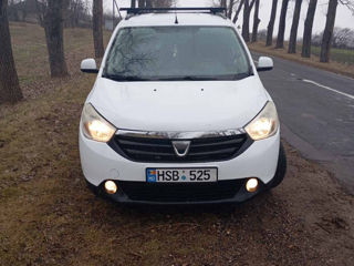 Dacia Lodgy foto 2