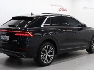 Audi Q8 foto 2