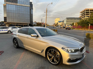 BMW 5 Series foto 3