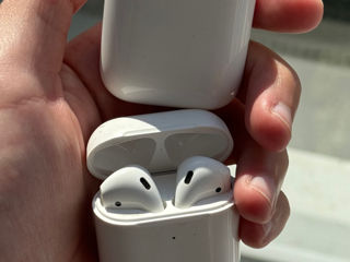 Apple AirPods 2 Wireless