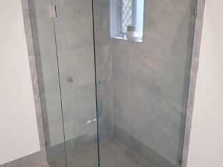 Cabine de duș din sticlă călită la comandă foto 5