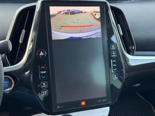 Toyota Prius Prime фото 11