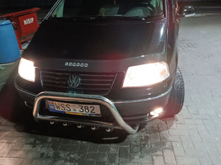 Volkswagen Sharan foto 6