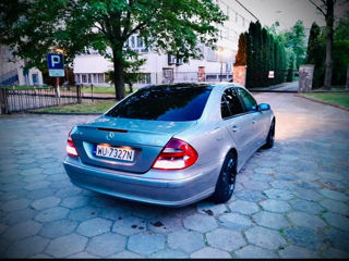 Mercedes E-Class foto 7