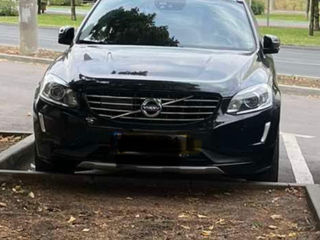 Volvo XC60 foto 2