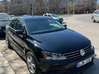 Volkswagen Jetta foto 4