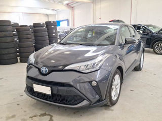 Toyota C-HR foto 2