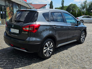 Suzuki S-Cross foto 17