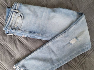 Джинсы skinny  и джинсы классика,новые