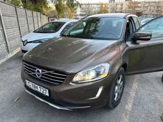 Volvo XC60 foto 3