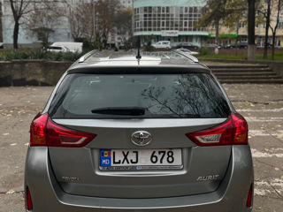 Toyota Auris foto 6