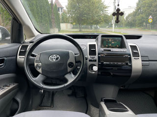 Toyota Prius foto 8