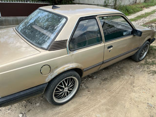 Opel Ascona foto 4