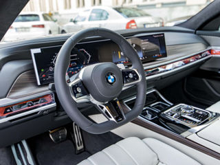 BMW 740d xDrive Sedan gri oxide foto 5