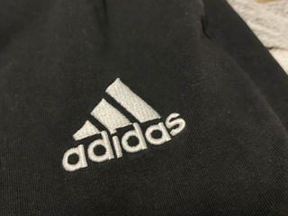 Adidas foto 2