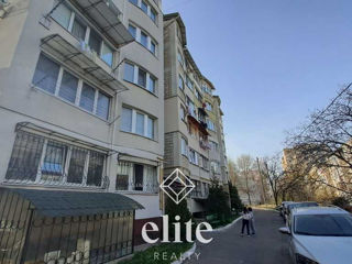 Apartament cu 3 camere, 84 m², Poșta Veche, Chișinău foto 1