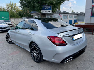 Mercedes C-Class foto 5