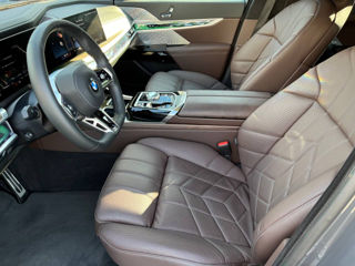 BMW 7 Series foto 7