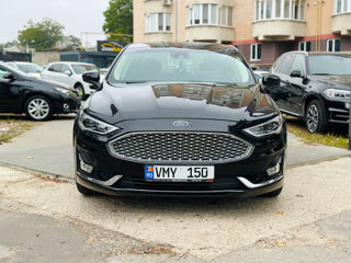 Ford Fusion foto 2