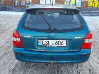 Mazda 323 foto 5