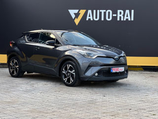 Toyota C-HR foto 1