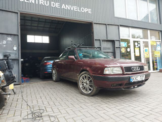 Audi 80