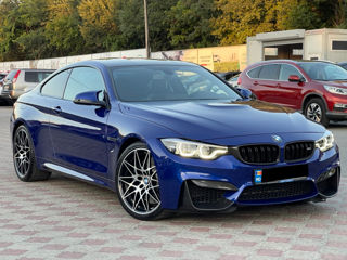 BMW M4 foto 5