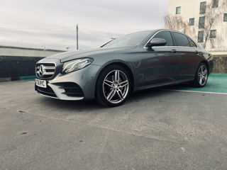 Mercedes E-Class foto 9