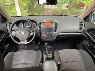 KIA Ceed foto 8