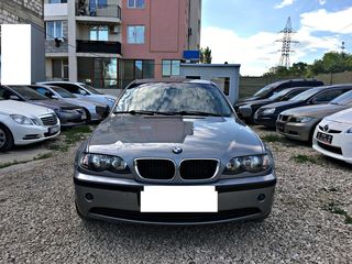 BMW 3 Series foto 4