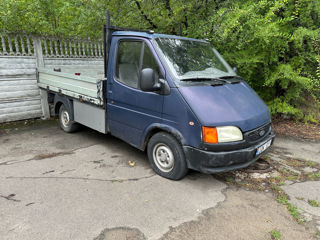 Ford Transit foto 1