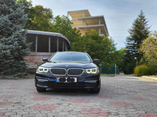 BMW 5 Series foto 4