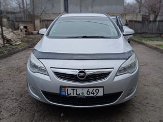 Opel Astra foto 2