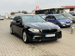 BMW 5 Series foto 2