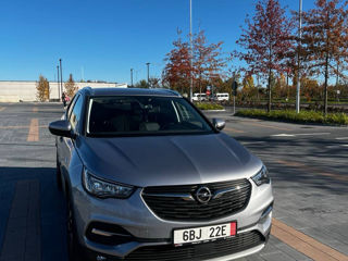 Opel Grandland X foto 2