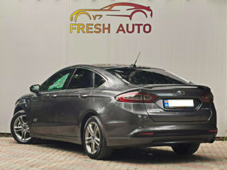 Ford Fusion foto 3