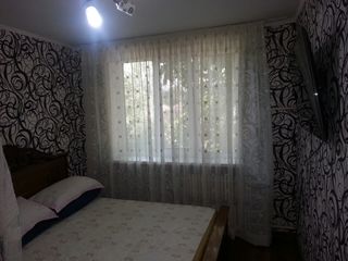 se vinde apartament cu  2 odai in or.Floresti foto 2