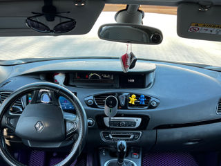 Renault Grand Scenic foto 8