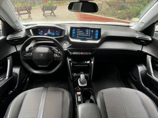 Peugeot 2008 foto 4