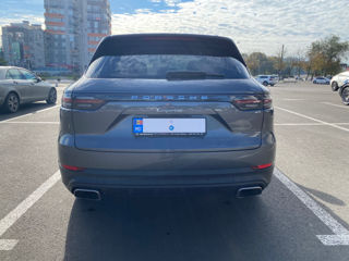 Porsche Cayenne foto 6