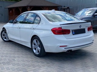 BMW 3 Series foto 5